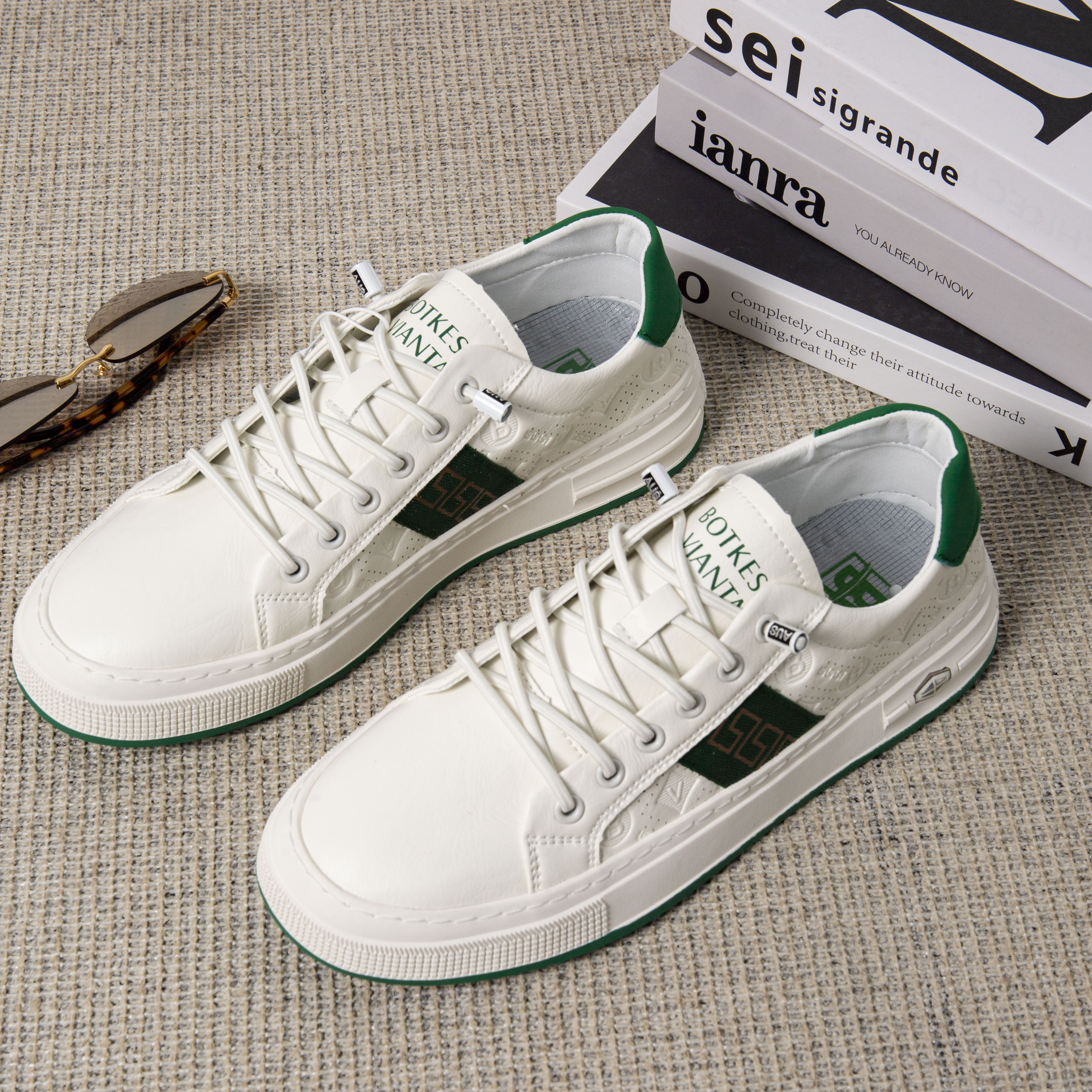 2024新款设计感时尚百搭绿尾休闲鞋CA-0222