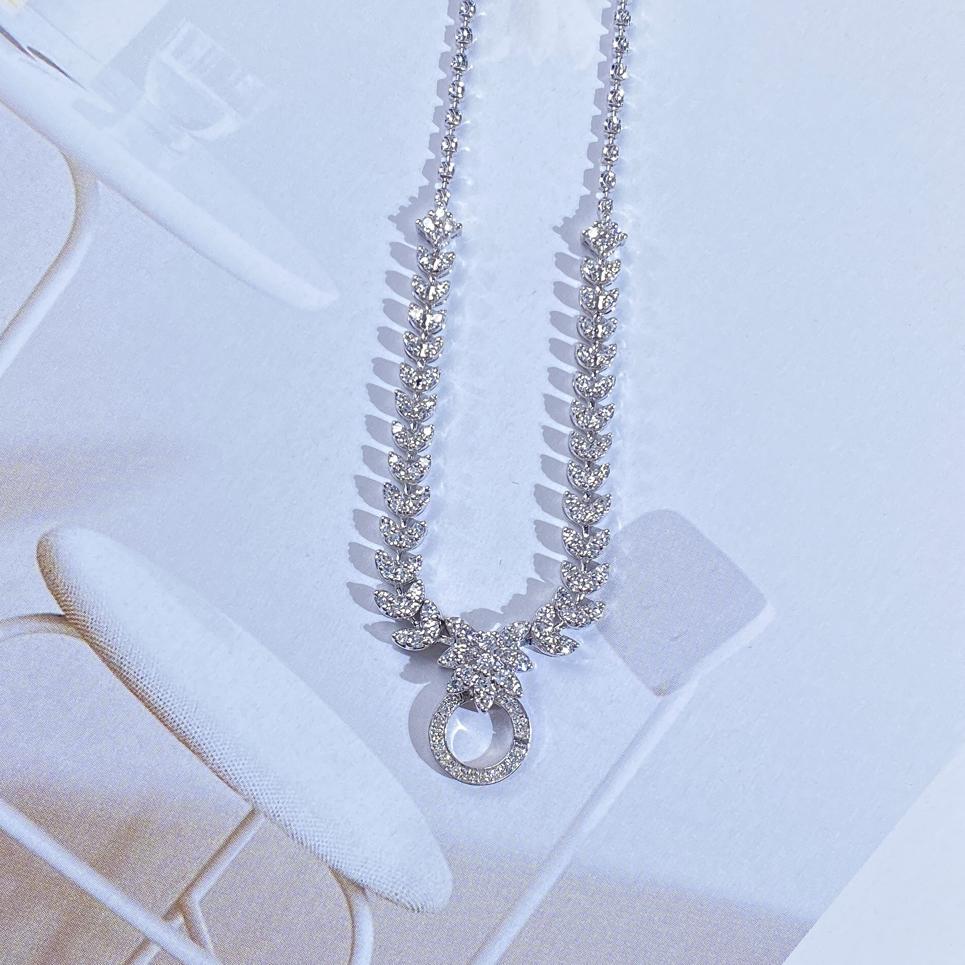 点石甄选】18k金镶嵌满钻百搭麦穗链钻石链钻石钻石项链女轻奢简约