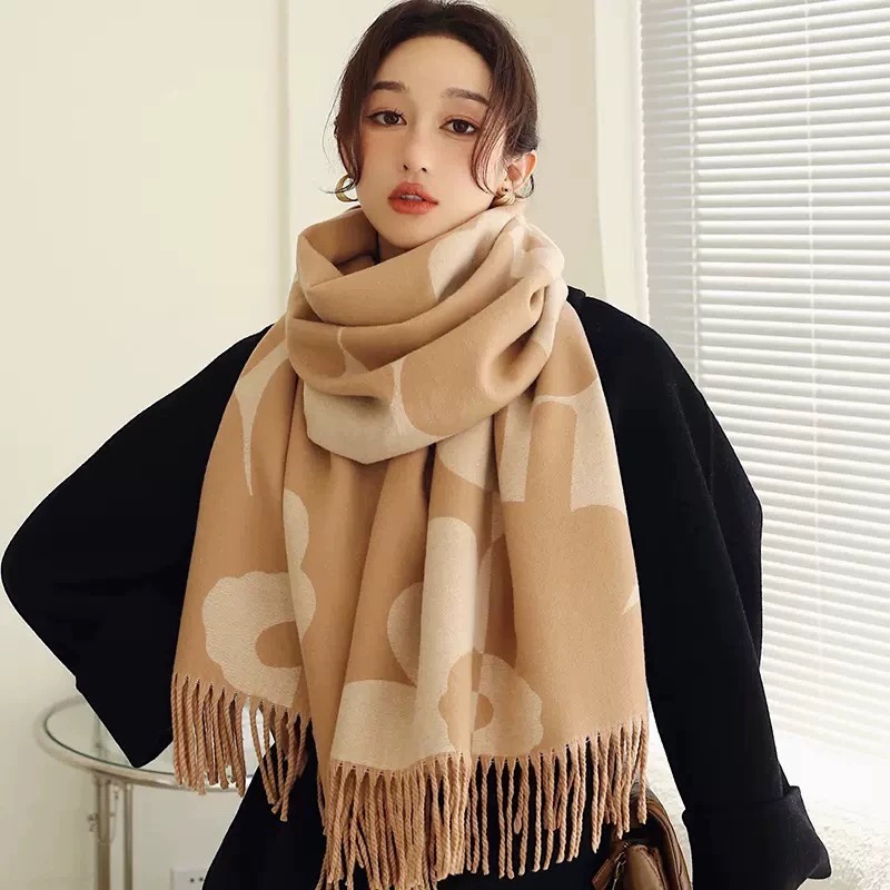 内蒙古厂家直邮山茶花披肩围巾两用高级感秋冬保暖 柔软亲肤围巾