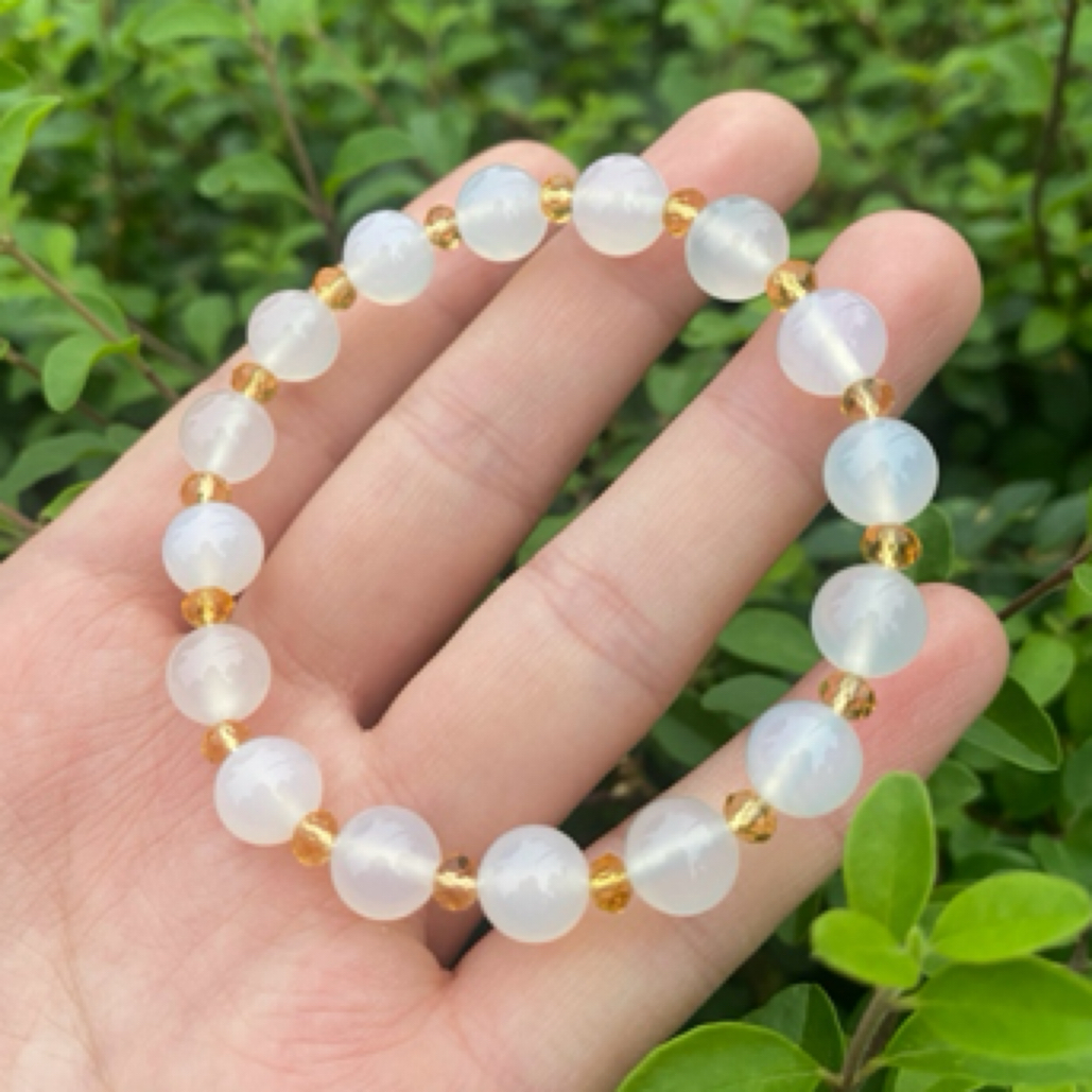 白月光玛瑙玉髓手串 精美女士手串（卡8）