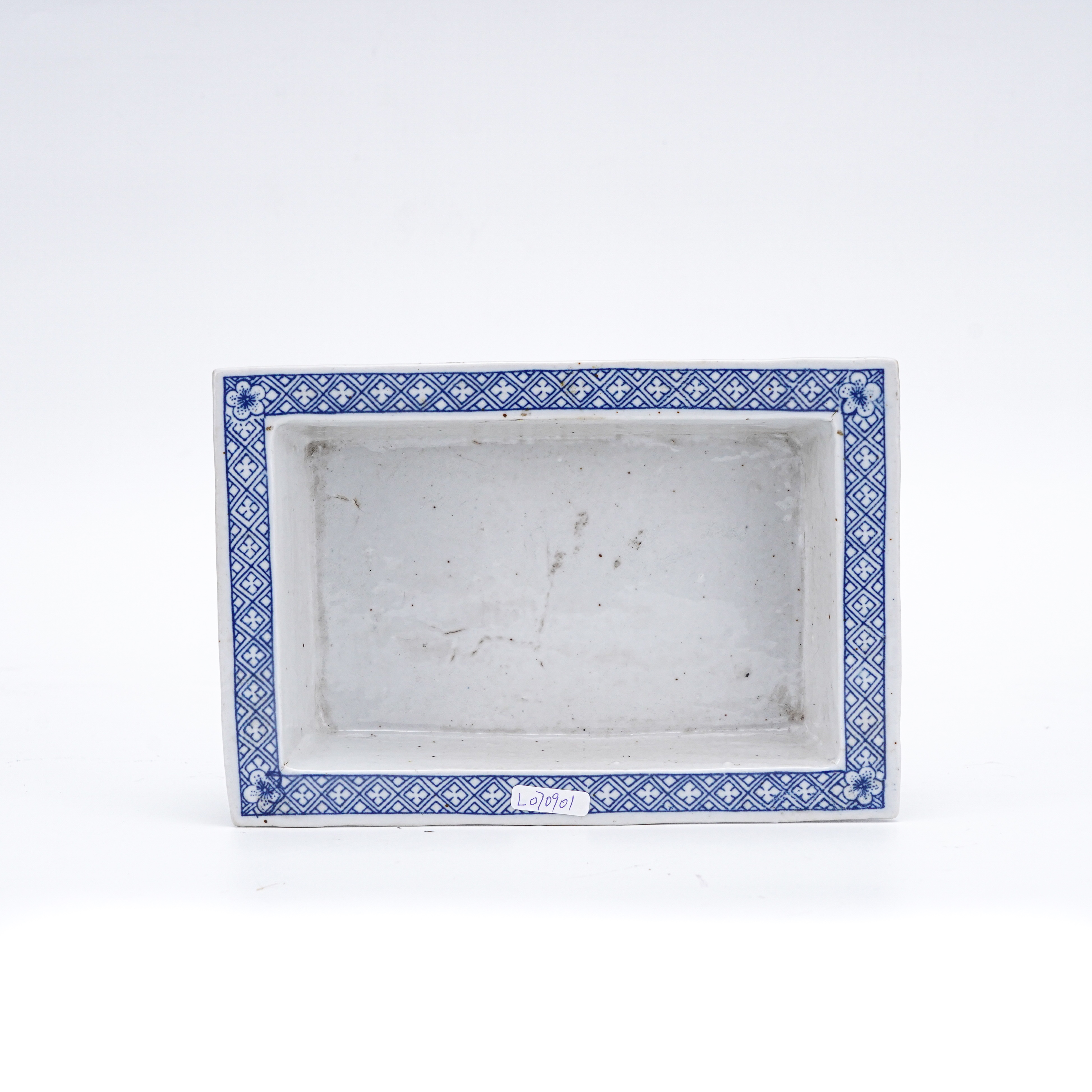 (AD6)L070901清晚期青花镂空方形水仙盆