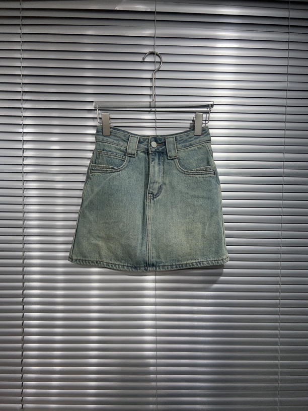 深圳MMOUHUO新品做旧牛仔短裙半身裙