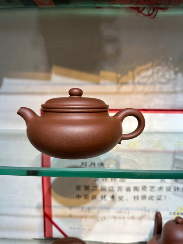 紫砂壶，半手工仿古壶，50目底槽清料，200毫升，规格138毫米*72毫米