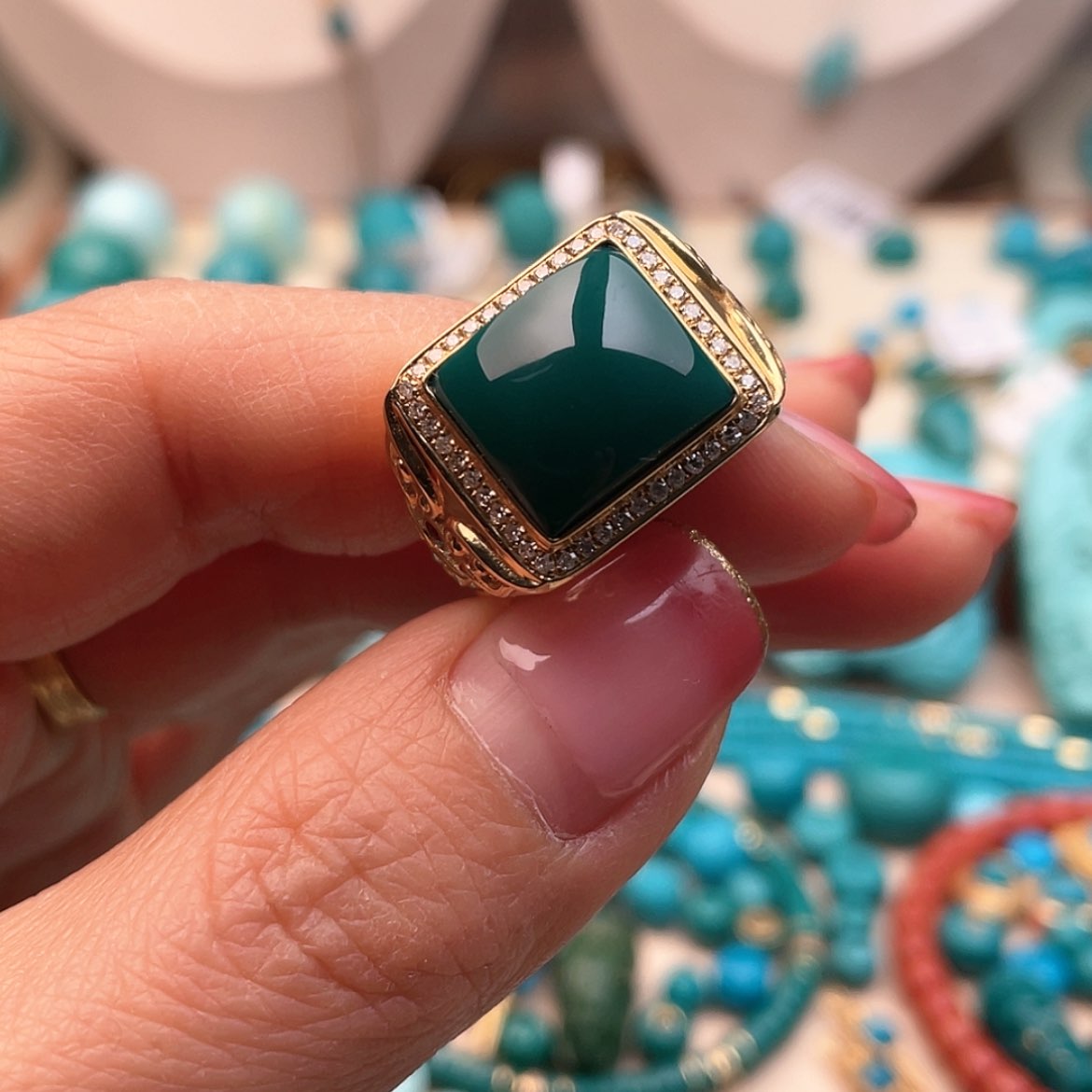 【闪购商品】绿松石118K金镶嵌何*