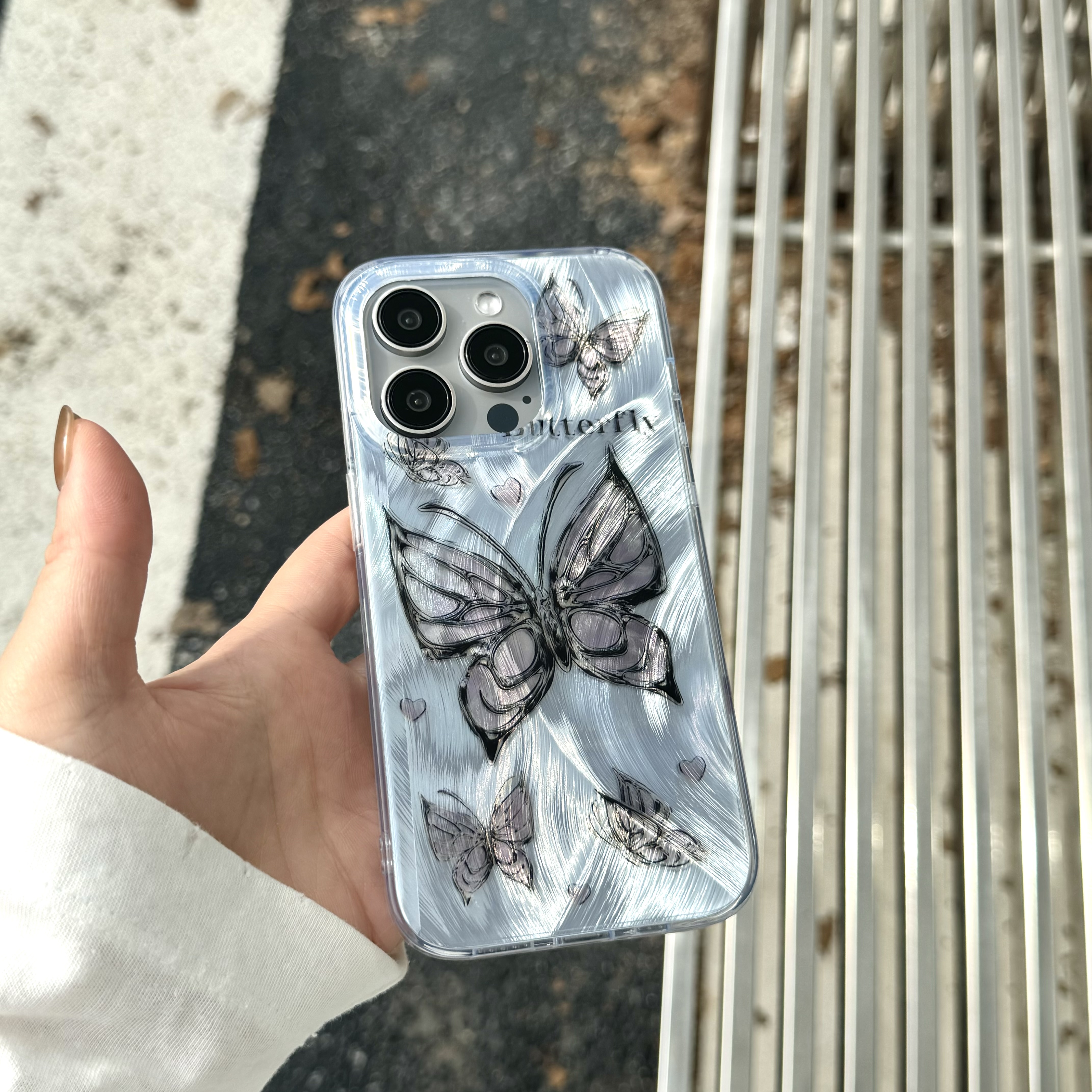 高级镭射蝴蝶适用iPhone15promax手机壳小众新款苹果14/13/12防摔
