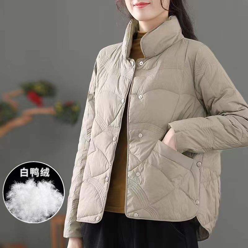 2023新款祥云款轻薄羽绒服女短款立领时尚色韩版轻便