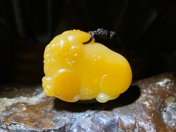 和田玉圆雕件【金蟾】玉质细腻油润，型饱满圆润