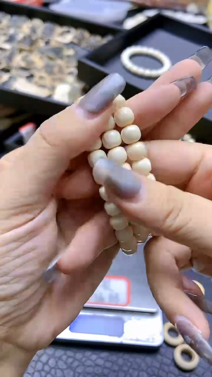 【闪购商品】猛犸根雕72