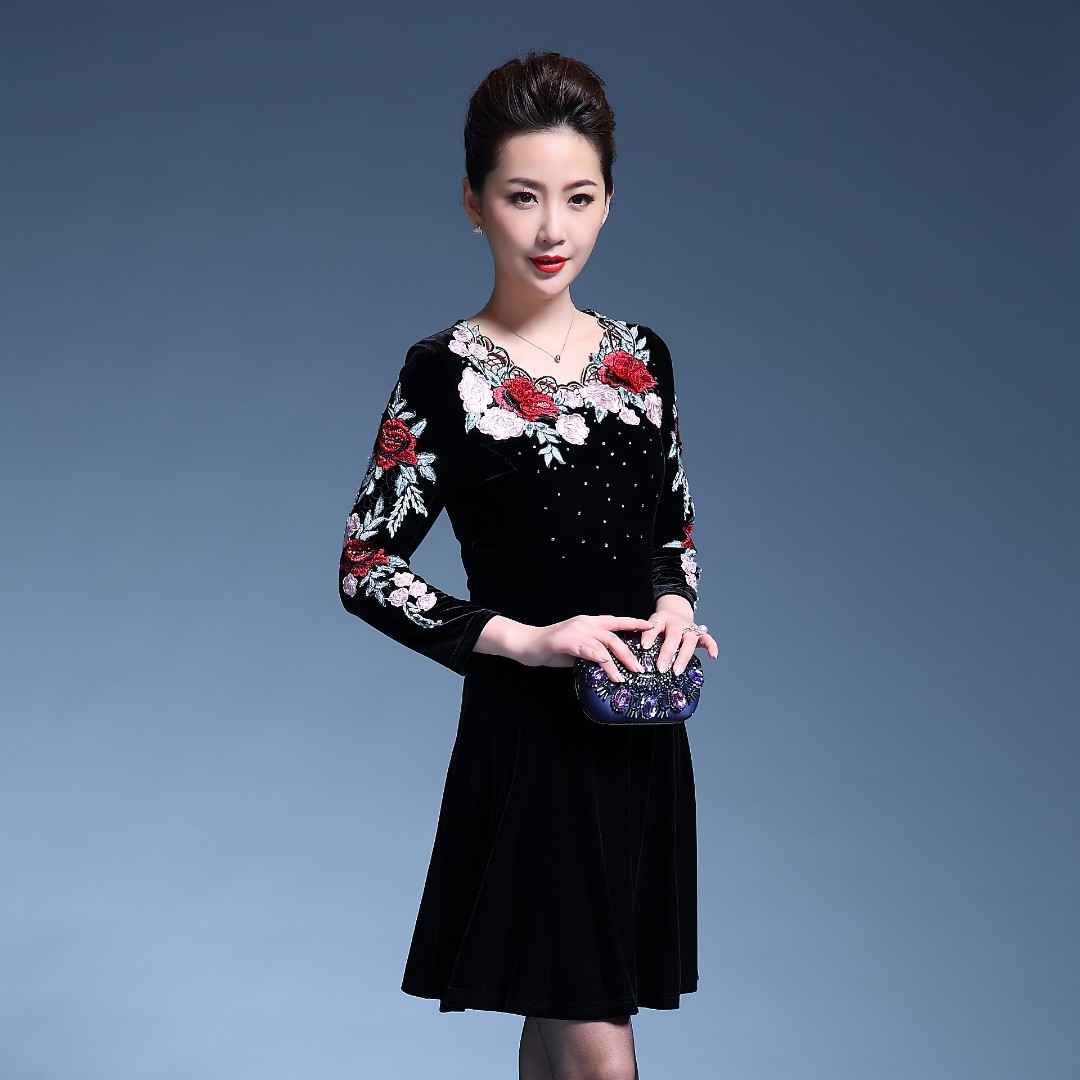 芊媱气质女装修身显瘦金丝绒连衣裙中老年时尚洋气复古国风A字裙