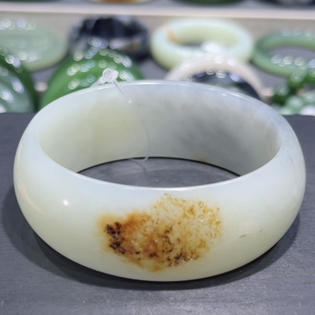 和田玉新疆白玉青花籽洒金红皮手镯59-60圈口（宽版）