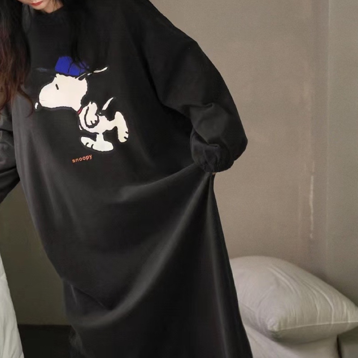 宽松长袖休闲中长款睡裙