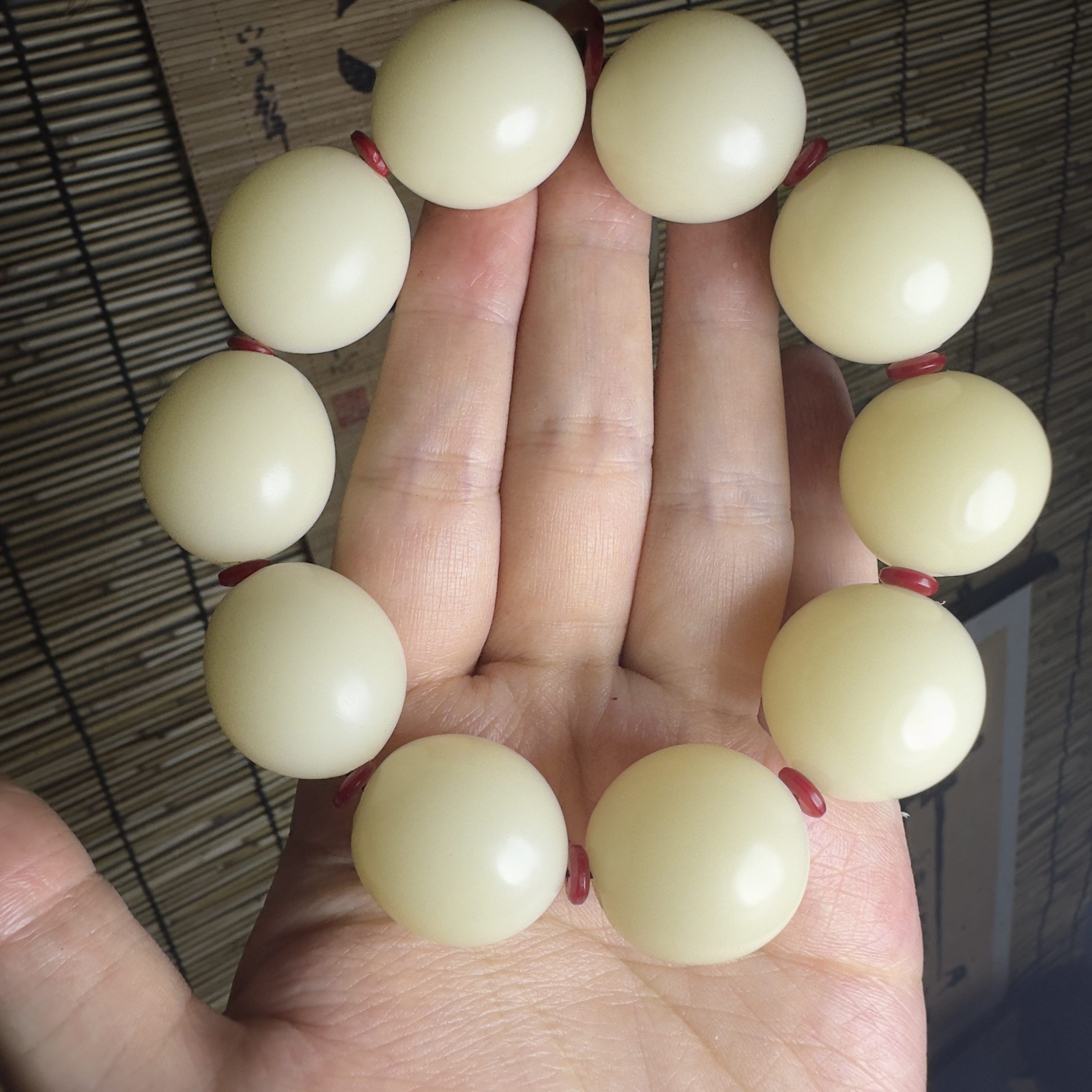 白玉菩提手串菩提根定制款手串，手持禅修释迦菩提根手串加工