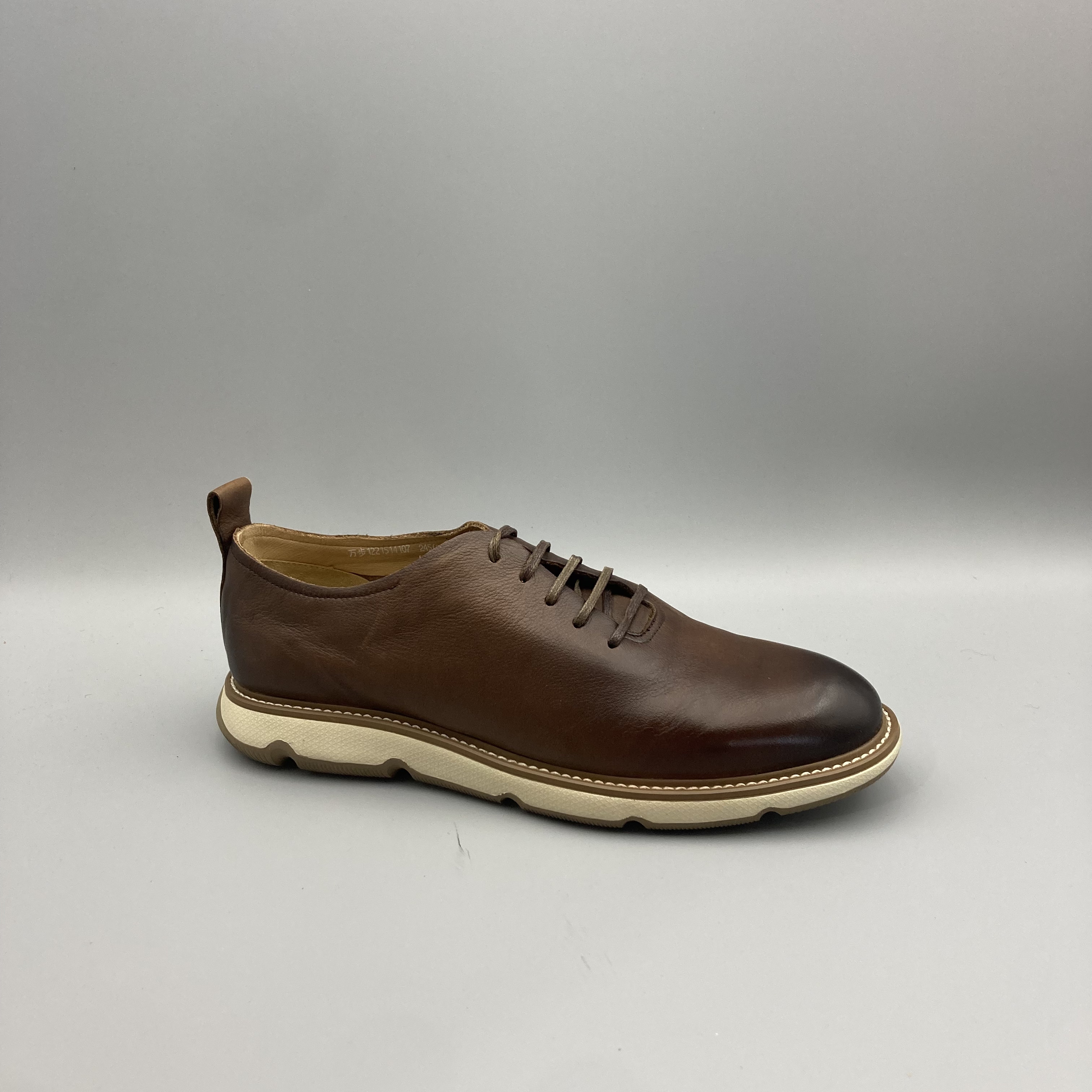 【奥】男士时尚百搭板鞋舒适时尚百搭休闲皮鞋14107