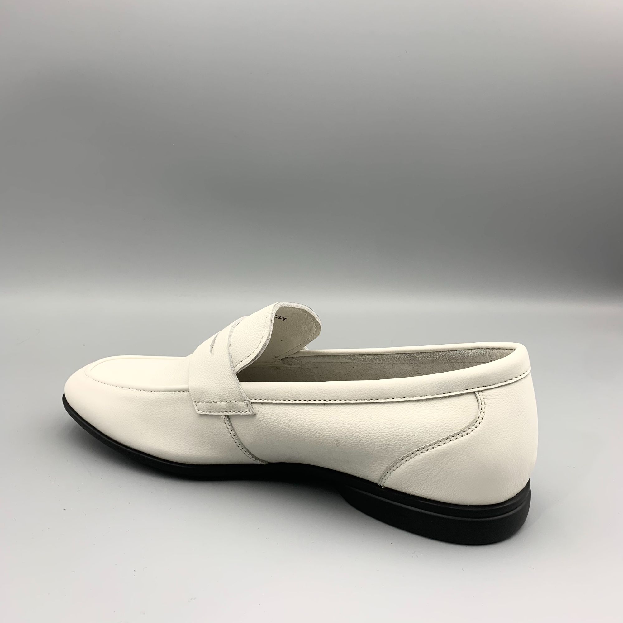 舒适时尚透气真皮新款轻质厚底系带休闲鞋C802