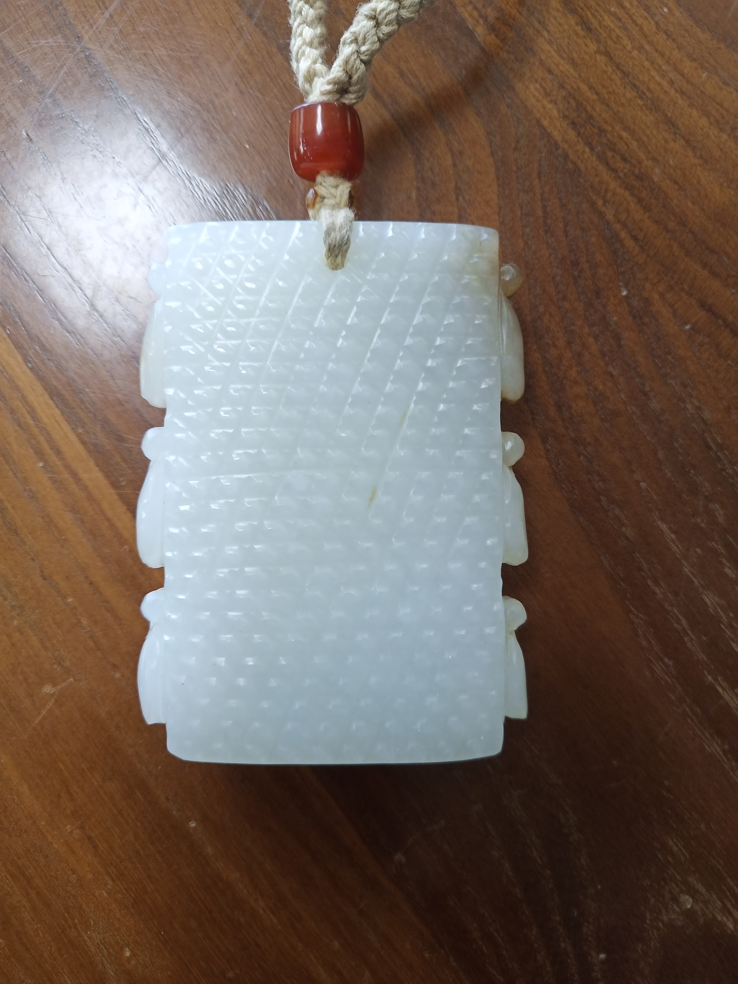 和田玉玉牌，玉质细腻