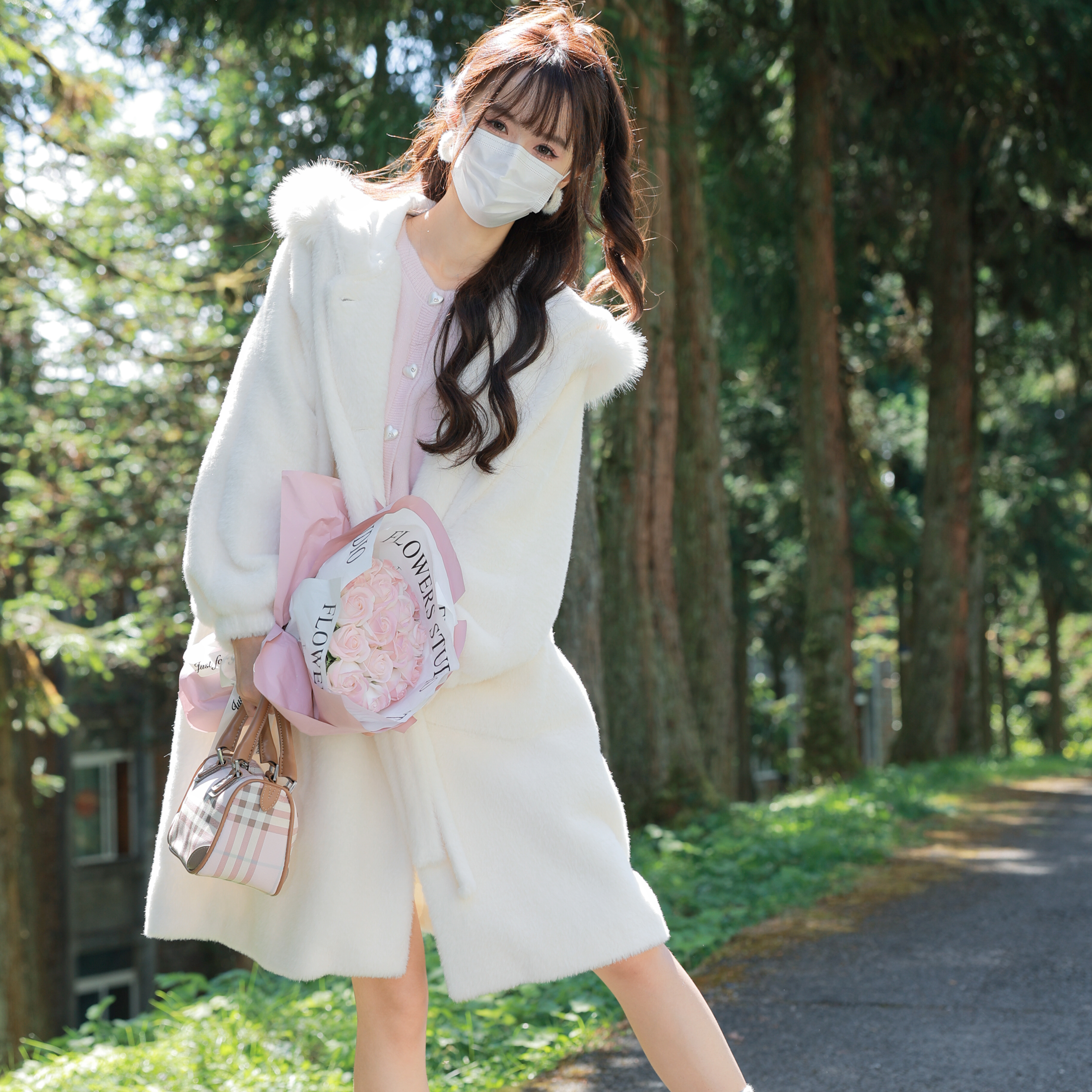 花崎鹿原创许愿少女连帽外套毛绒保暖大衣少女减龄白色长款小个子