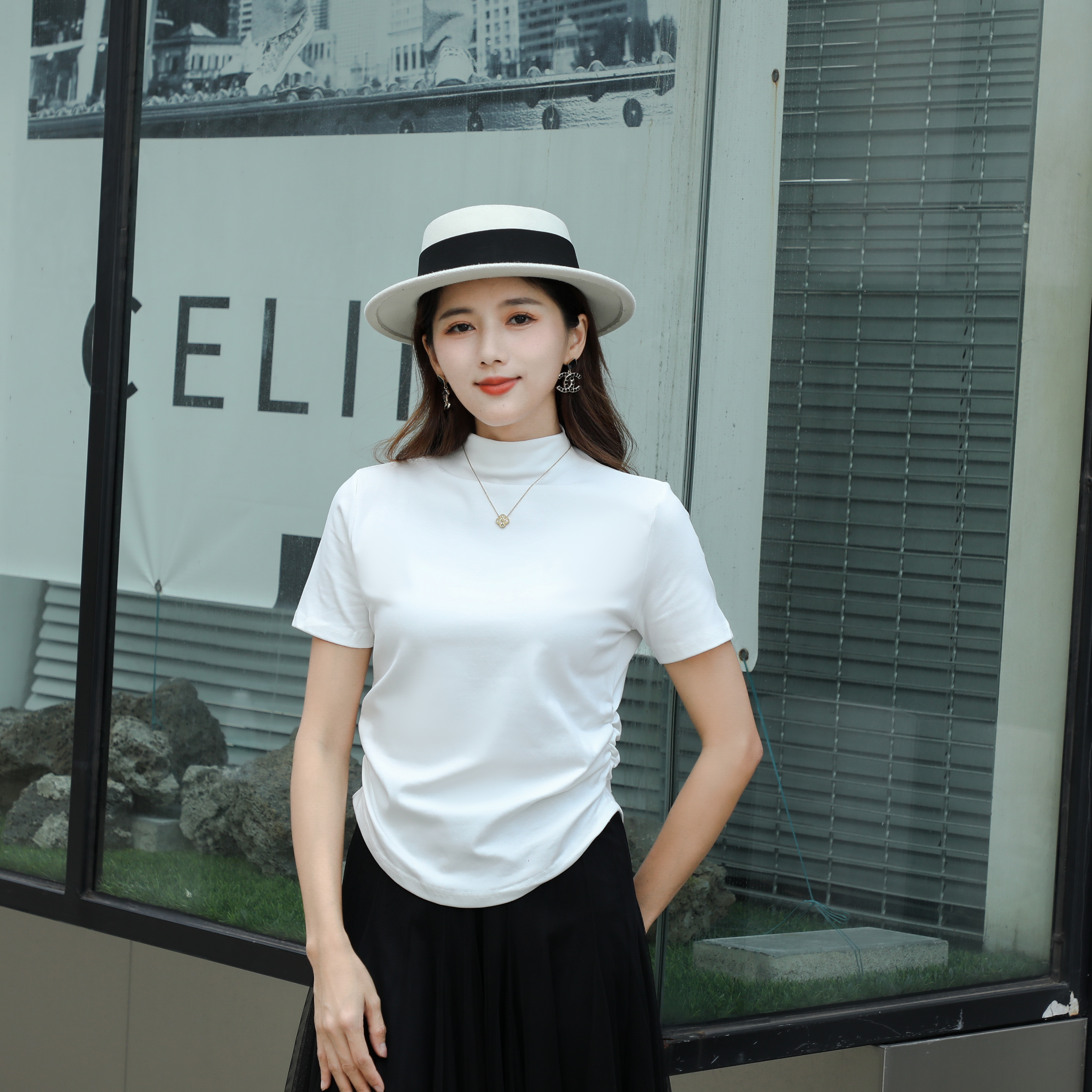 素蔓雪白色半高领内搭打底衫女辣妹设计感紧身短袖百搭上衣ins