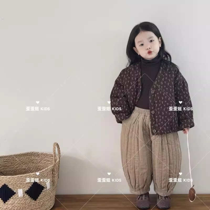韩国童装2024冬季儿童复古森系保暖加厚碎花V领棉袄棉服加厚裤子