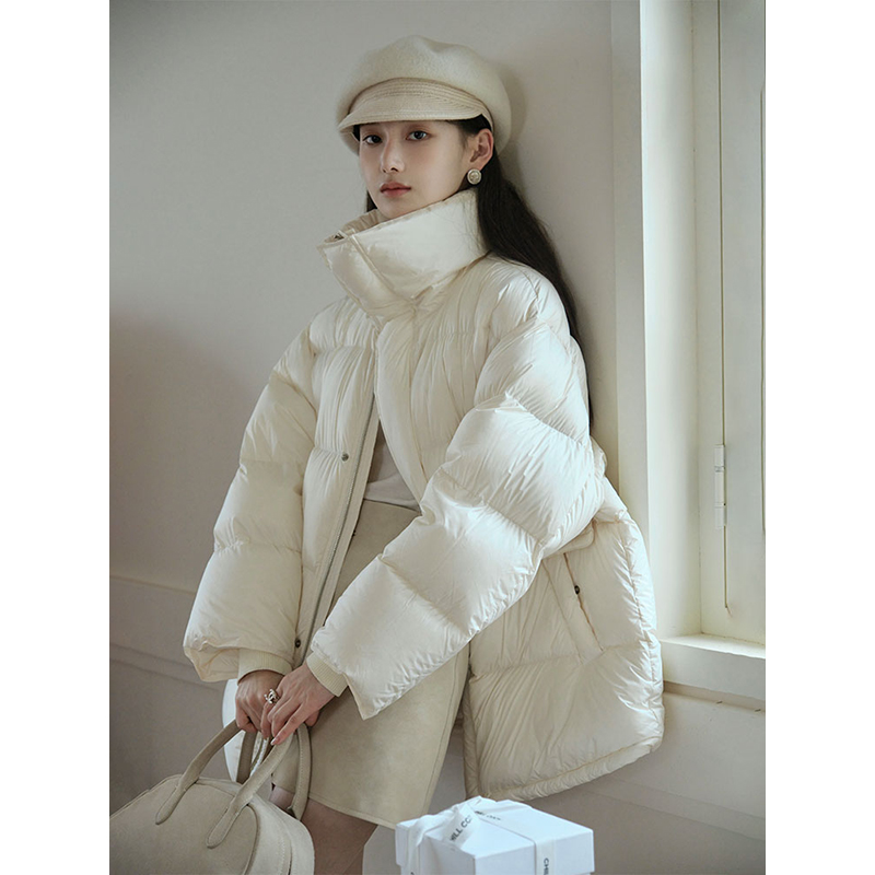 且可ChillCozy 北极 90髙净白鹅绒无胆防钻绒短款羽绒服