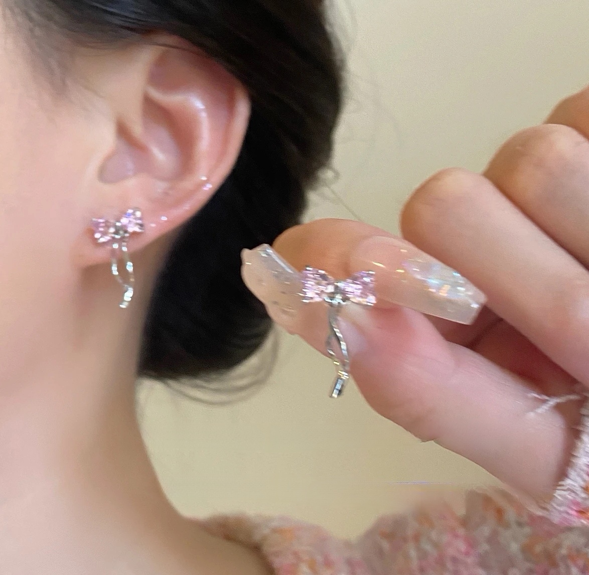 铜合金耳饰 1051《海风少女》粉色蝴蝶结耳饰