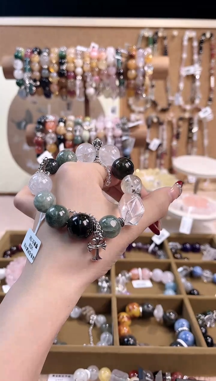 【闪购商品】绿水晶手链未镶嵌T038