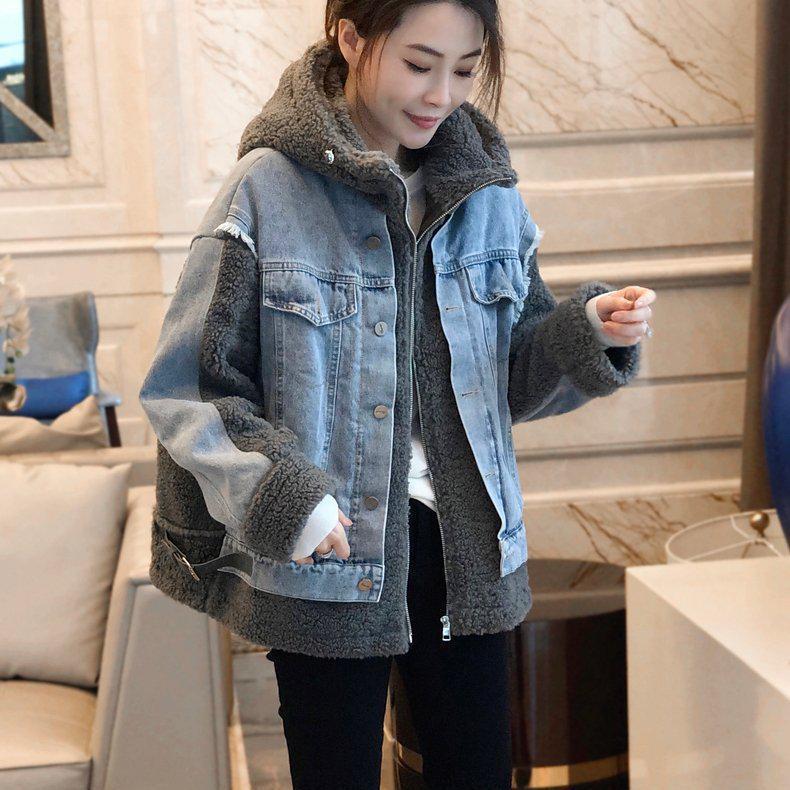 牛仔拼接连帽外套女短款假两件加厚毛绒上衣秋冬2023年新款欧洲站