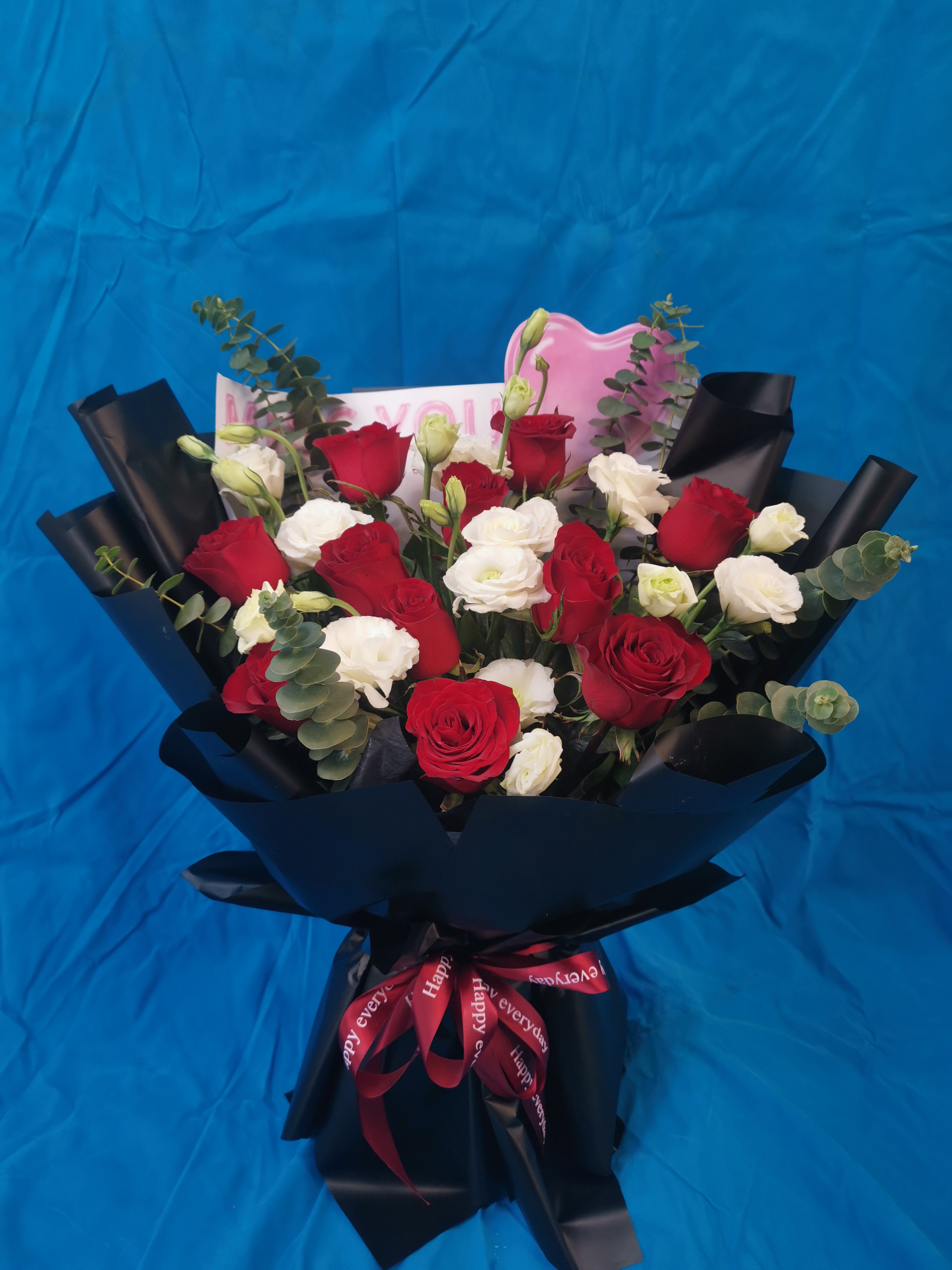 214情人节11支红玫瑰洋桔梗花束乾县中心城区鲜花送花 