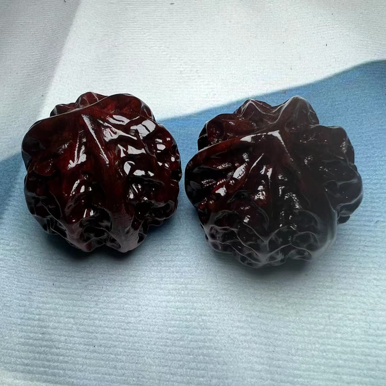 紫檀木【核桃手球】手把件实木雕刻摆件装饰品文玩健身手球