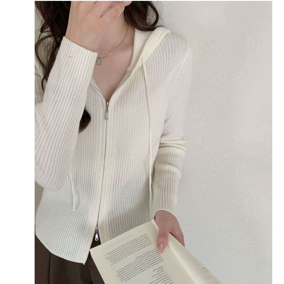 【潘潘.818820】2025秋冬新款100绵羊毛帽衫拉链设计羊毛针织衫