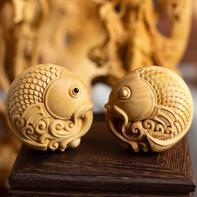 小叶黄杨木雕刻文玩手把件鲤鱼跃龙门年年有余随身挂件