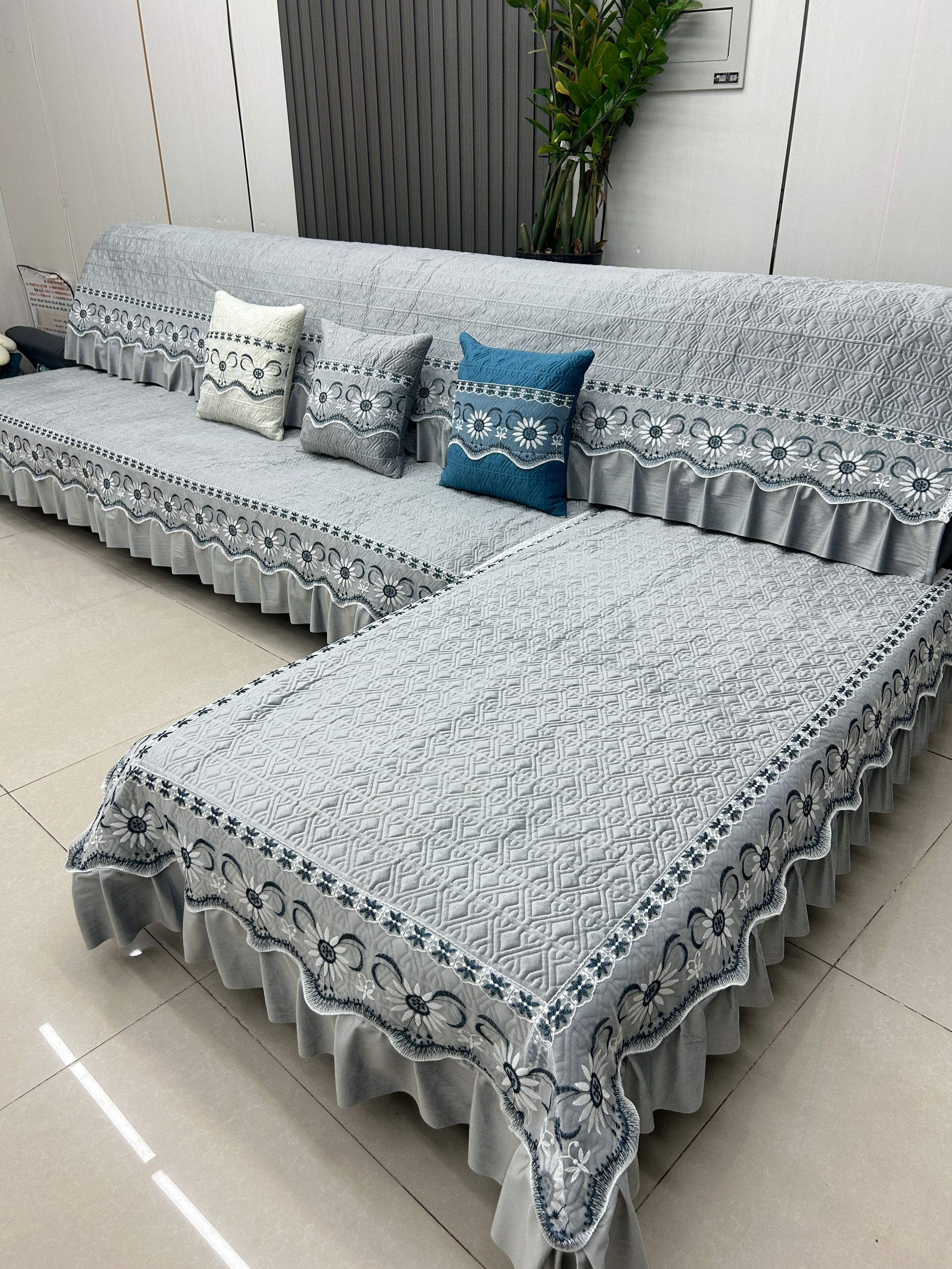 【香格里拉】高档沙发垫简约时尚防滑四季通用加厚客厅沙发套罩