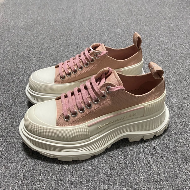 95新 Alexander McQueen/亚历山大·麦昆 36.5码/马丁靴/00517