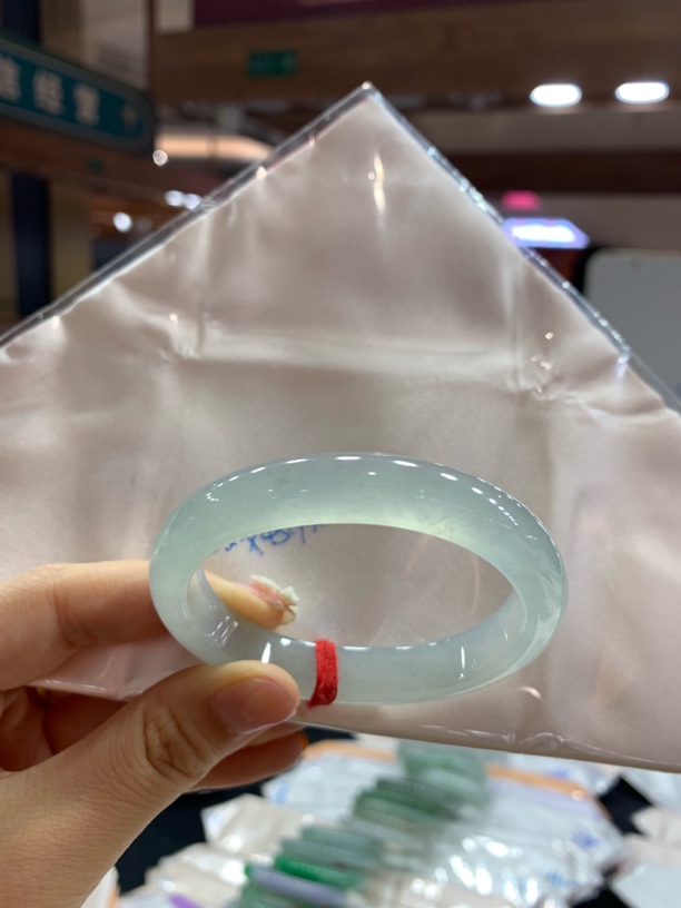 天然缅甸翡翠手镯
