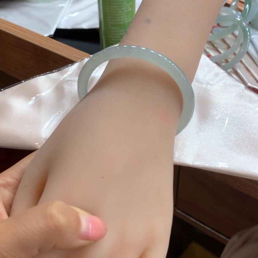 【闪购商品】翡翠手镯未镶嵌