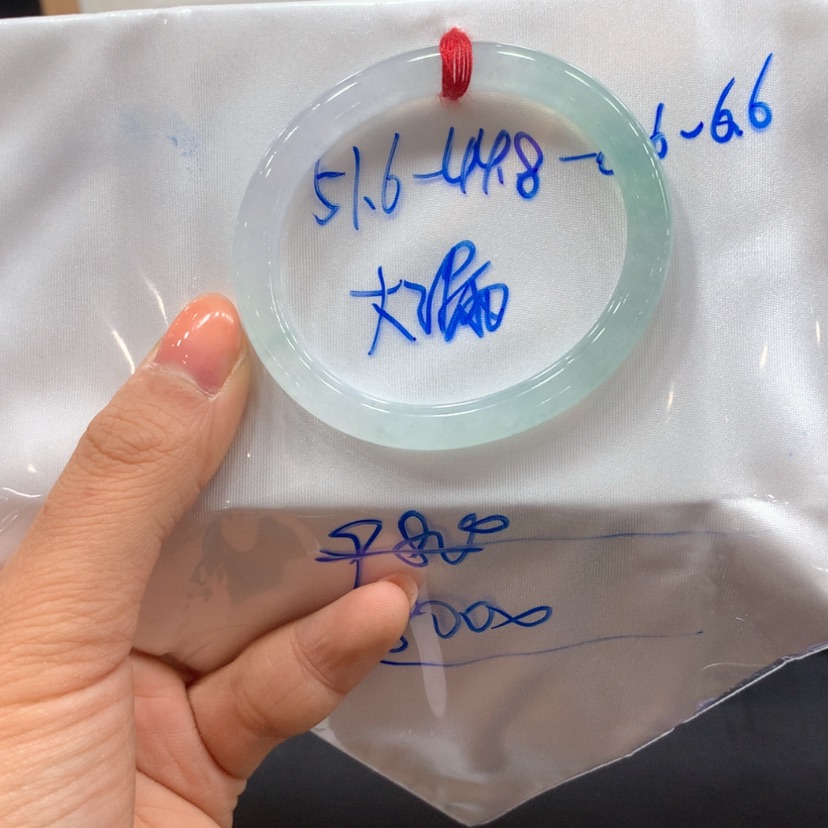【闪购商品】翡翠手镯未镶嵌?