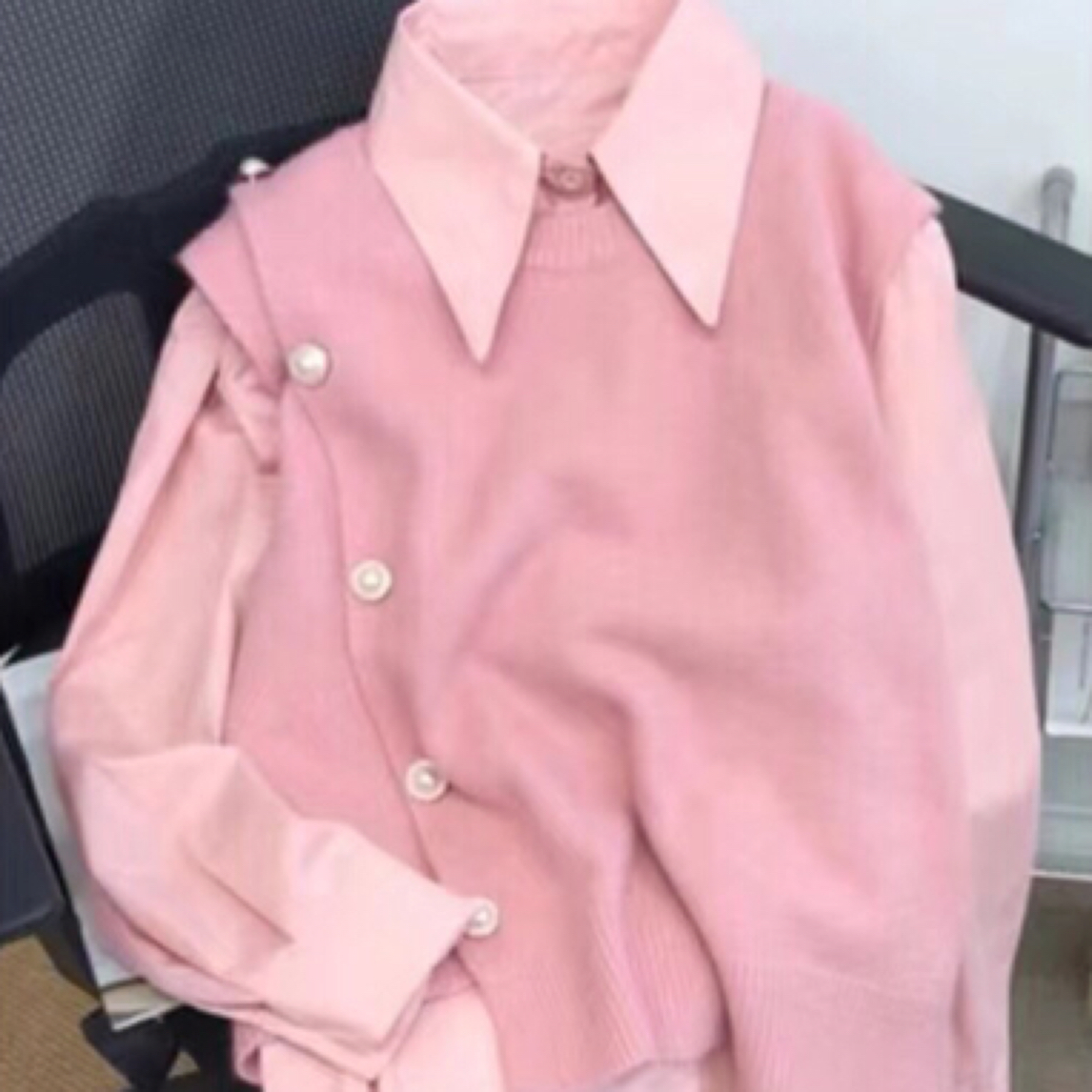 艾艺家时尚百搭撤柜毛衣