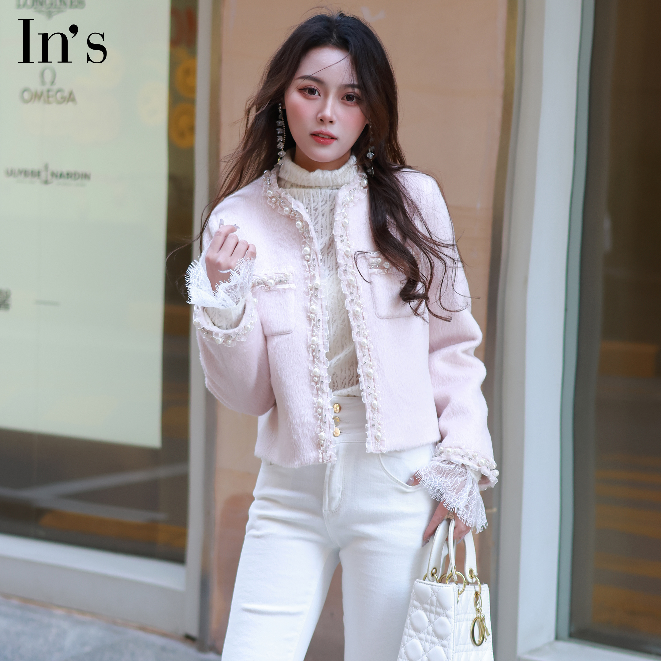 In's2023年冬季新款甜美时尚珍珠链花边小香羽绒外套523413S983