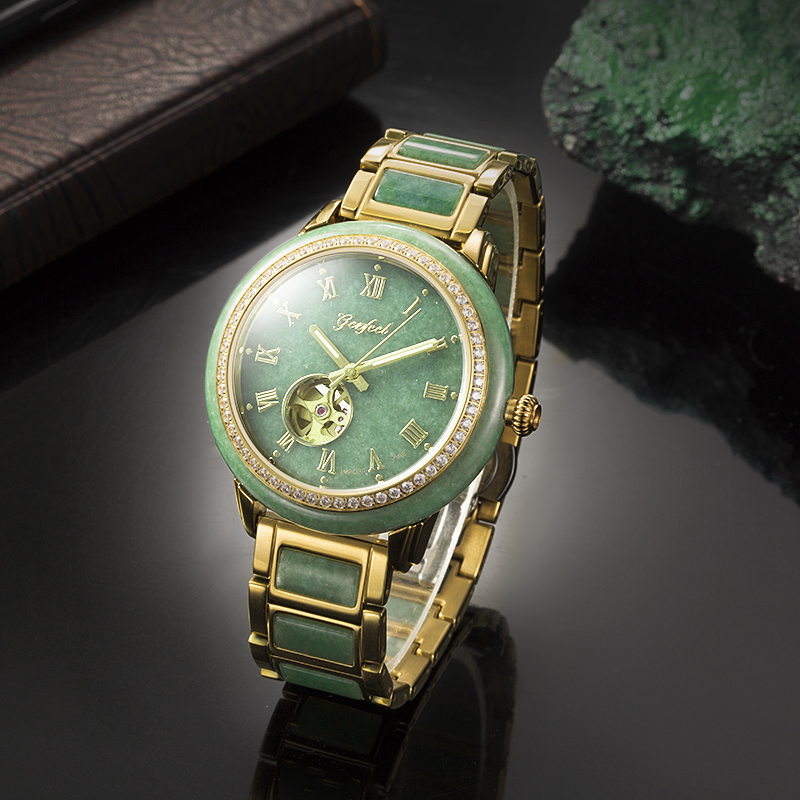 【宠粉专属】夜光翡翠镂空镶钻男士手表/机械腕表