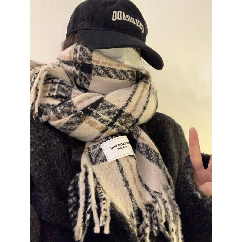 围巾女冬季2023新款加厚保暖复古百搭高级感披肩仿羊绒学生围脖潮