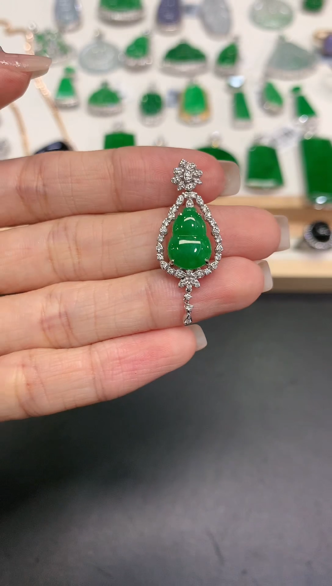 【闪购商品】翡翠吊坠(不含链)18K金镶嵌团购3