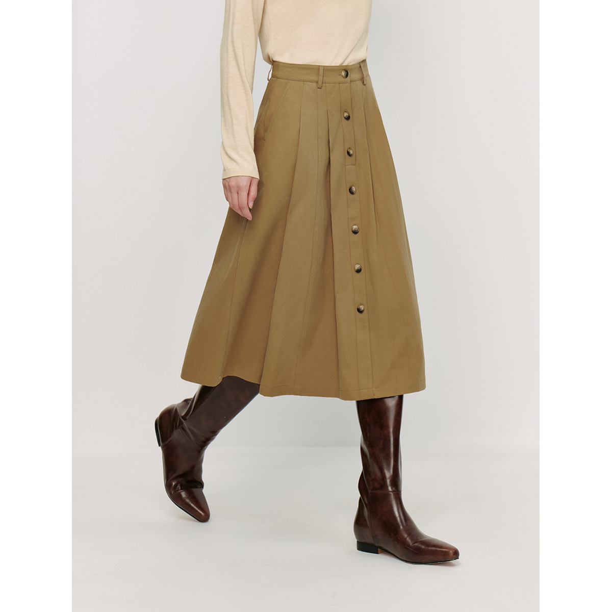 茵曼2024春秋新款女半身裙A字裙显瘦休闲高腰百搭遮时尚通勤爆款