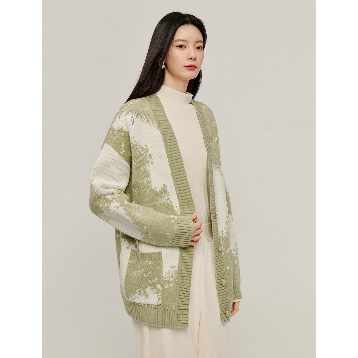 【商场同款】茵曼冬季女毛衣外套开衫针织衬衫拉链新款长袖慵懒休闲