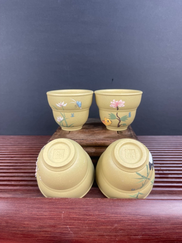 宜兴彩绘黄金段梅兰竹菊陶瓷主人杯客杯100cc铃铛杯全手工紫砂壶