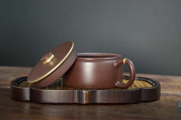 宜兴影朱泥纯手工描金竹韵陶瓷汉瓦壶厂家制家用现货内推孔茶壶