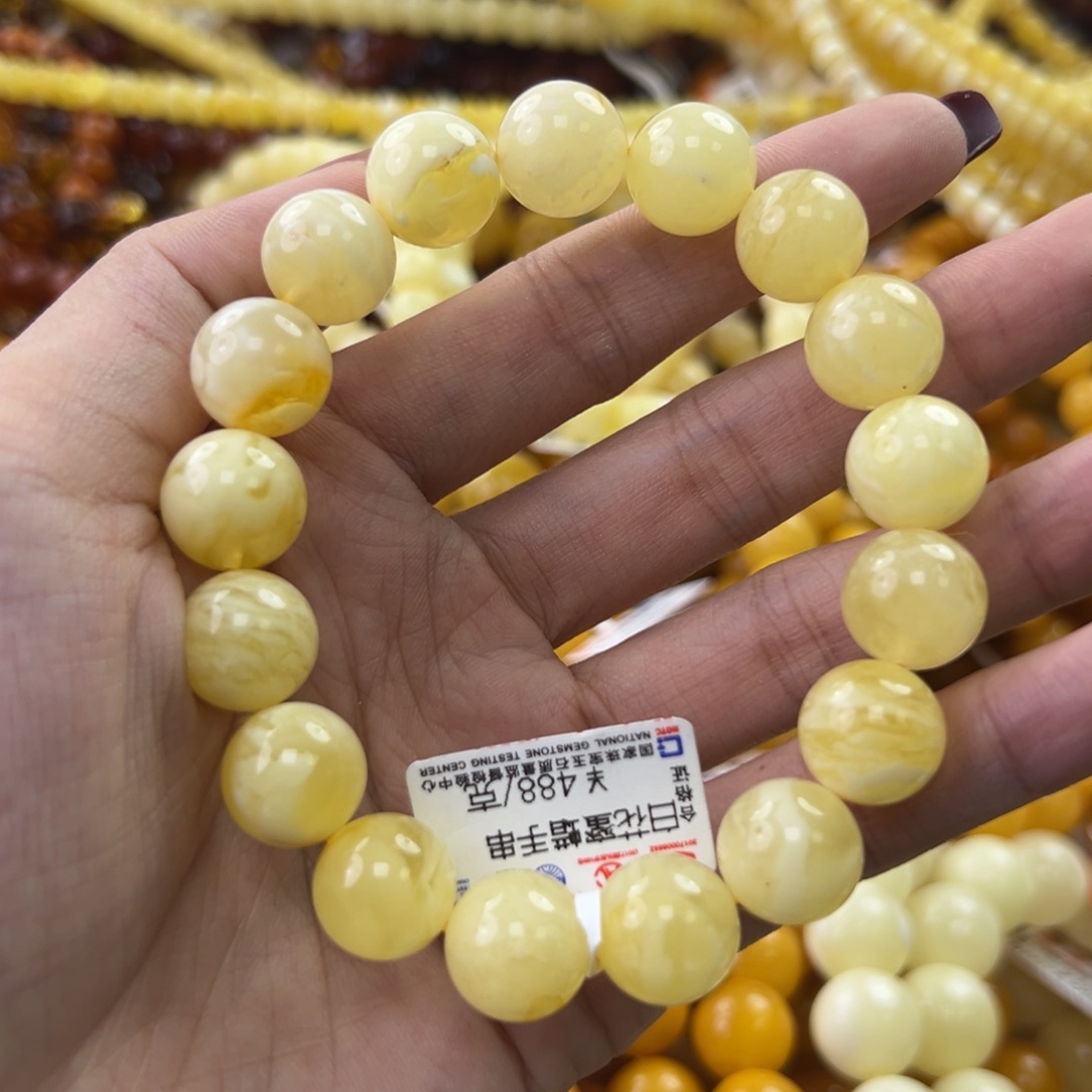 琥珀珠宝奇石未镶嵌