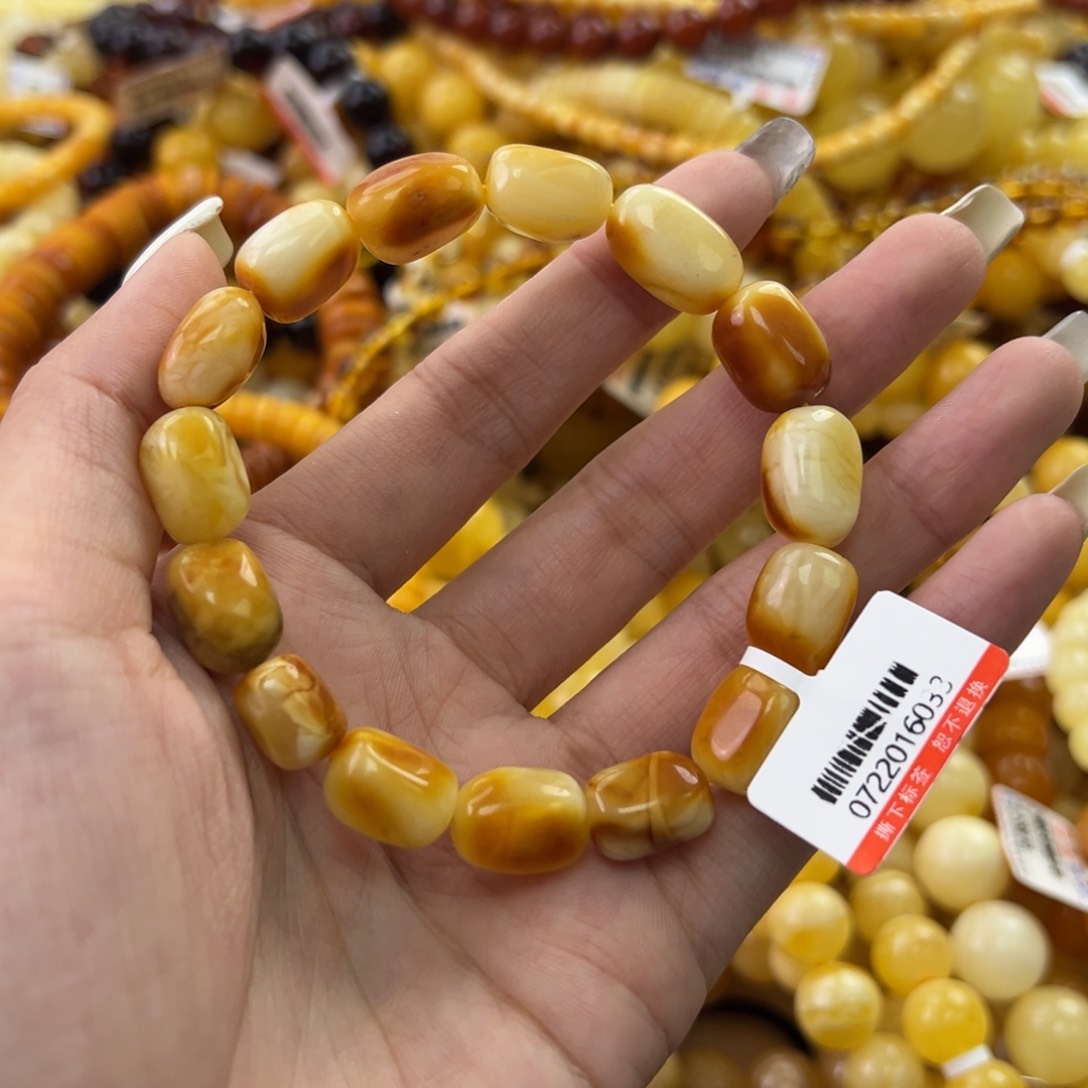 琥珀珠宝奇石未镶嵌