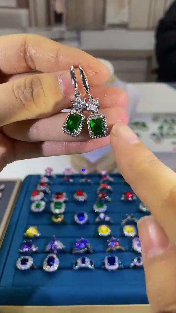 【闪购商品】祖母绿裸石未镶嵌39