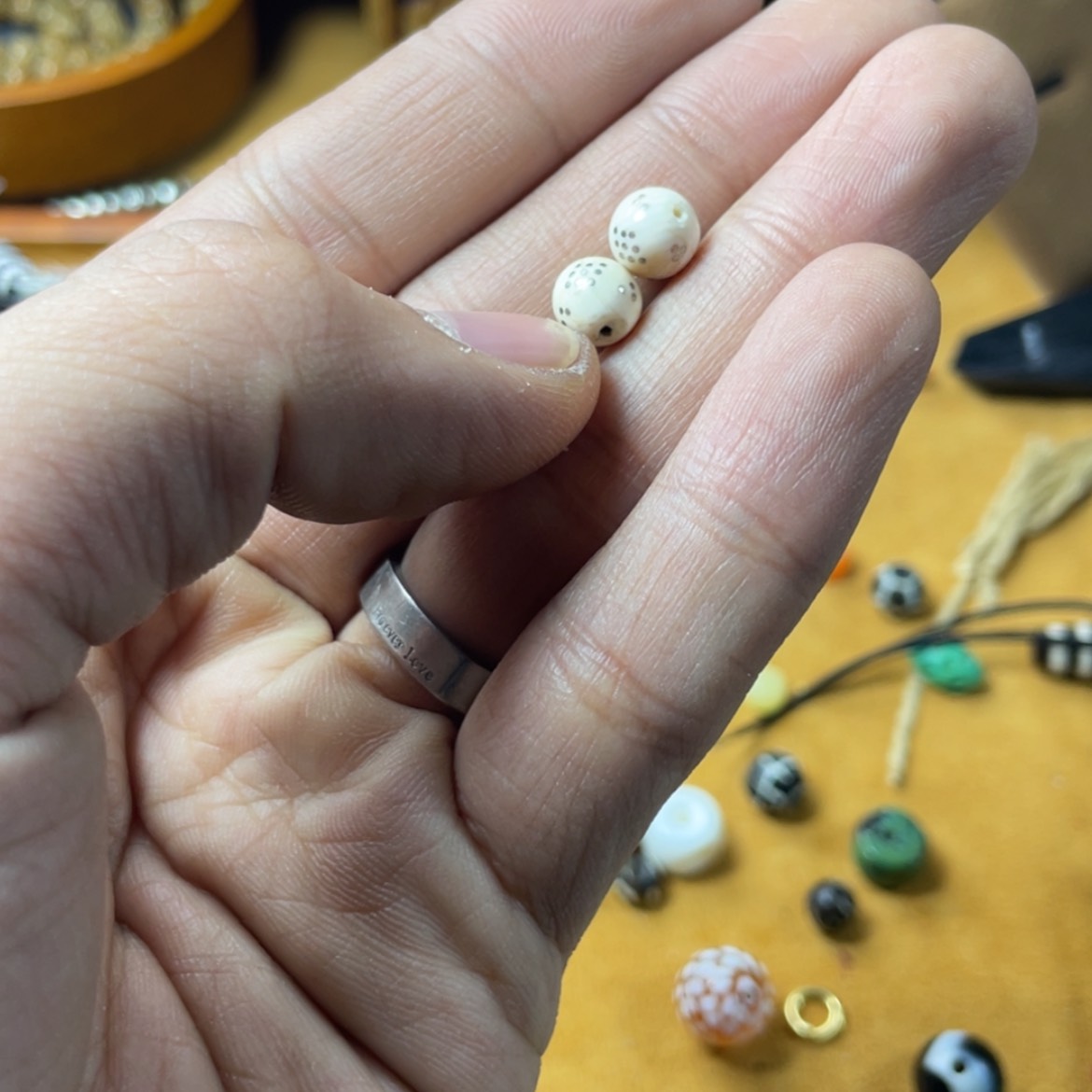 【闪购商品】玛瑙/玉髓珠子未镶嵌心****.