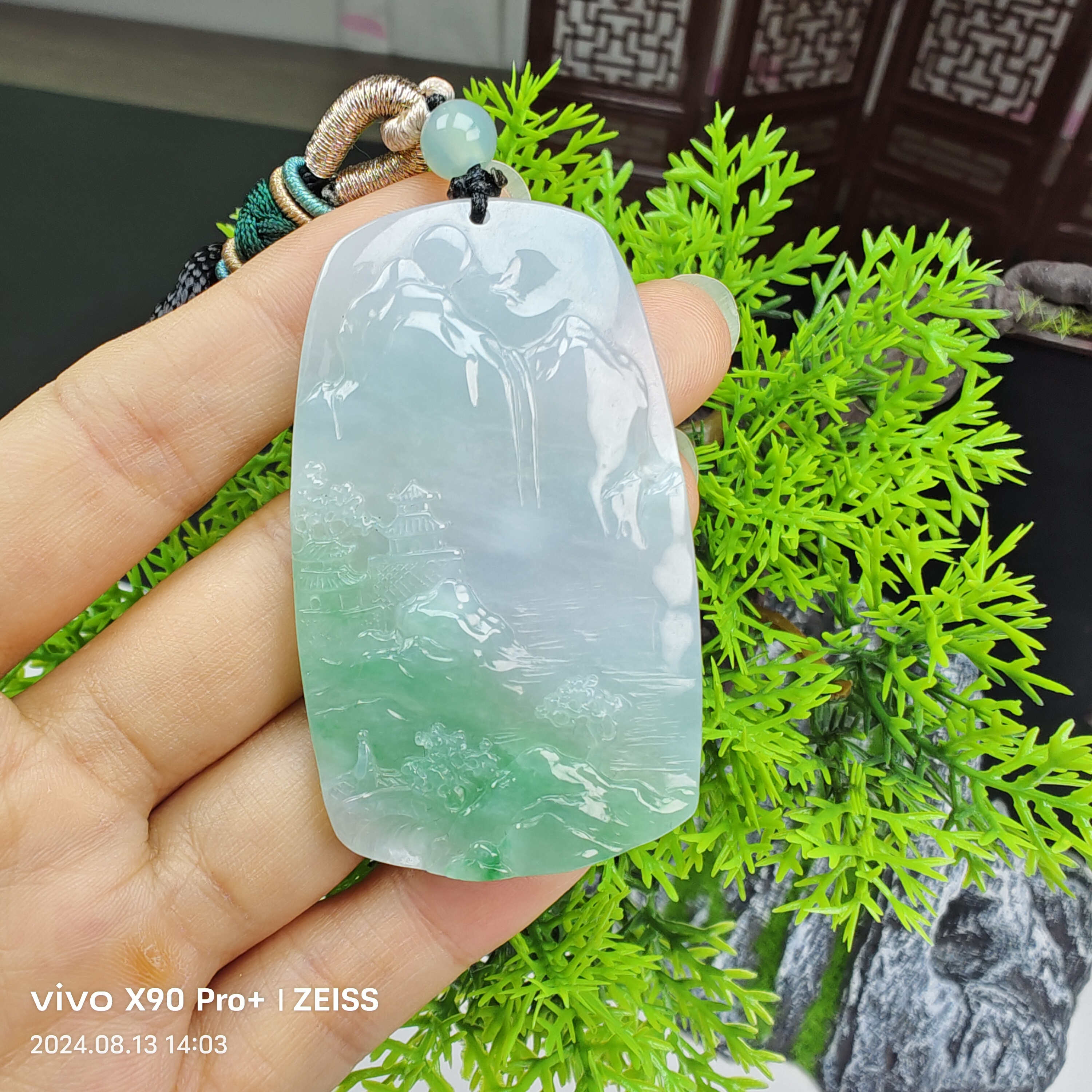 天然缅甸A货翡翠定制山水吊坠，尺寸6*34.8*58.4