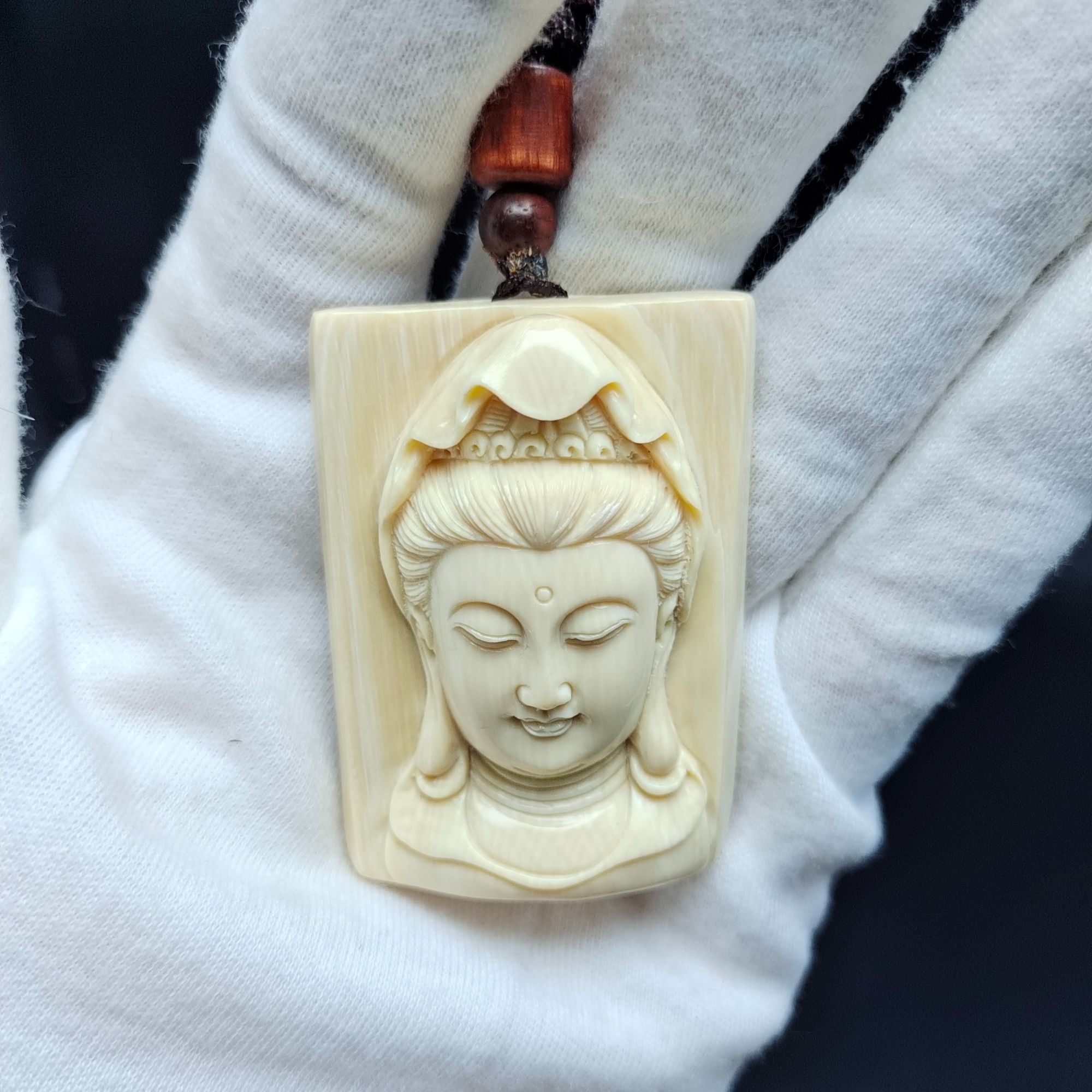 【微瑕】DD0052猛犸牙手工雕刻观音吊坠冰料猛犸牙雕刻件把件